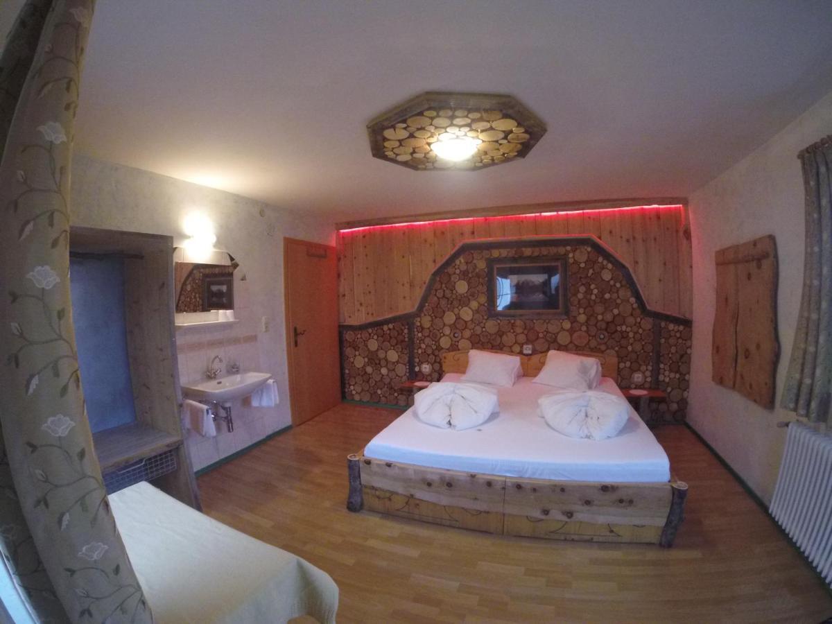 Alpin-Sportiv Apartment แลร์มอส ภายนอก รูปภาพ