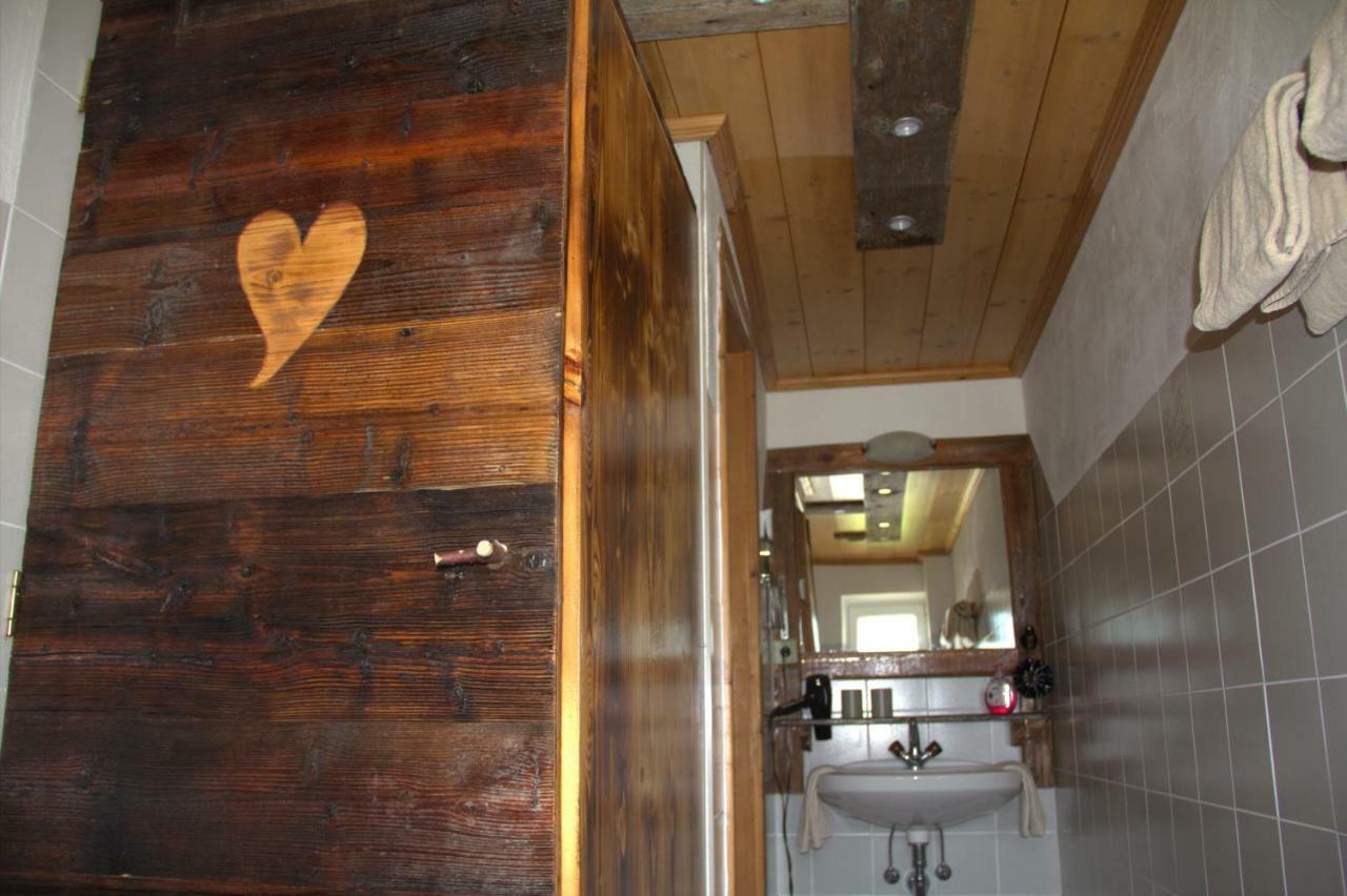Alpin-Sportiv Apartment แลร์มอส ภายนอก รูปภาพ