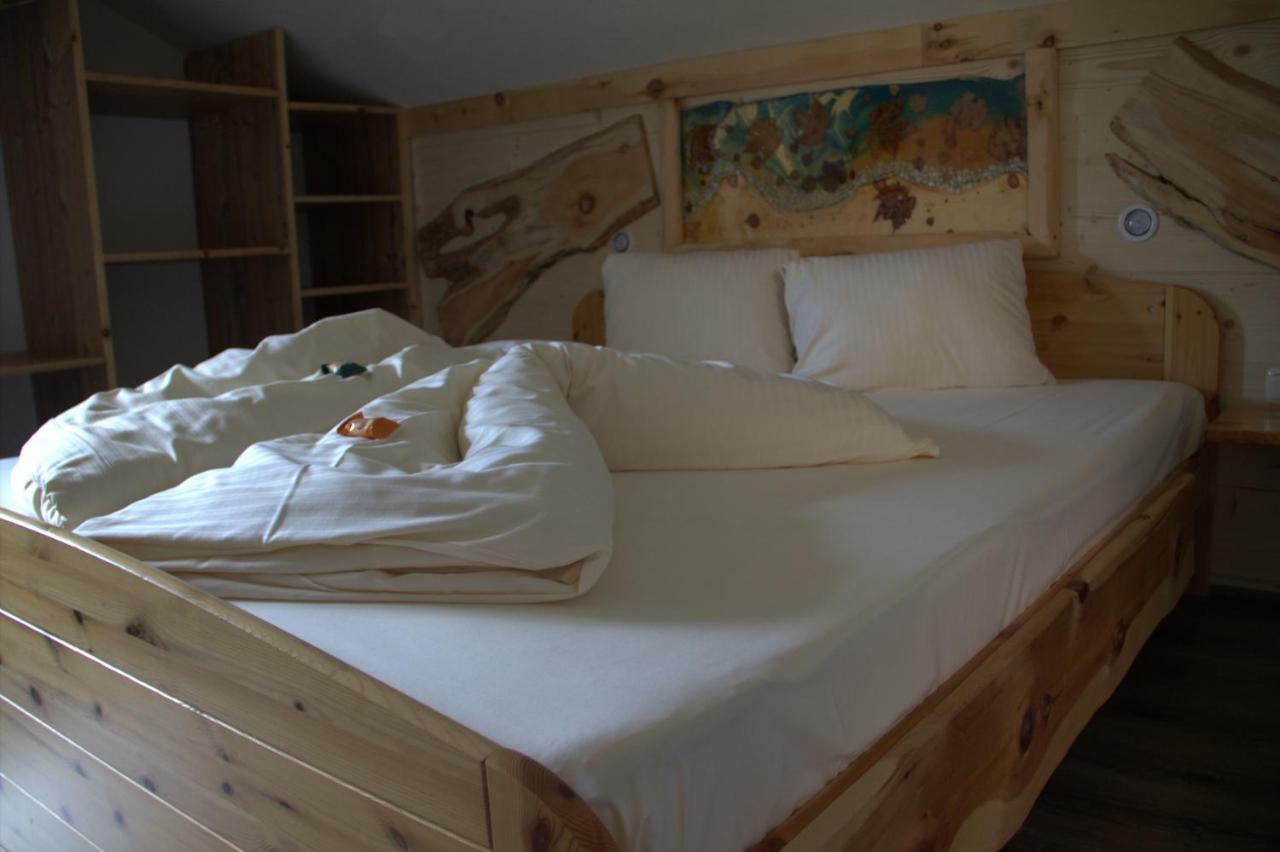 Alpin-Sportiv Apartment แลร์มอส ภายนอก รูปภาพ